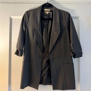 Elizabeth & James Stylish Gray Blazer